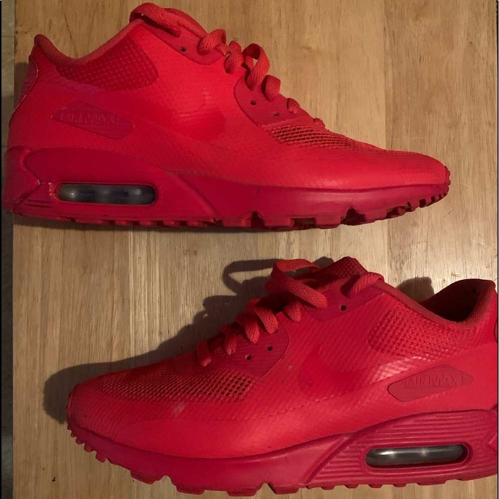 Nike Air Max 90 Triple Red Size 9. NikeID